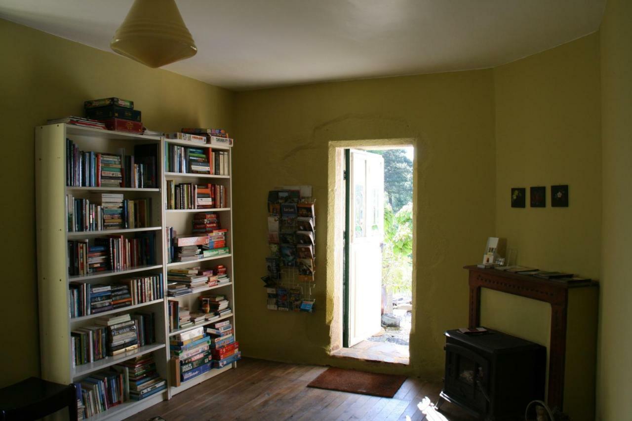 Bed and Breakfast Domaine Les Teuilleres Lacam-dʼOurcet Exterior foto